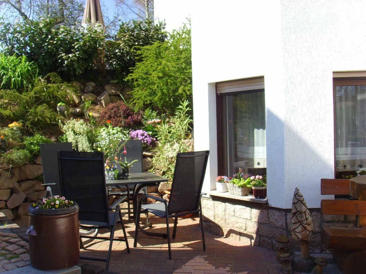 Ferienwohnung Reissmann Heinsdorfergrund Εξωτερικό φωτογραφία